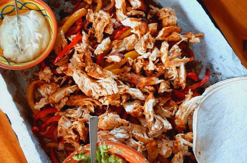 Fajita traybake